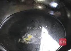 Illustration of how to make vinegar three whites 5