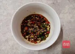 Illustration of how to make cold garlic mushrooms 8