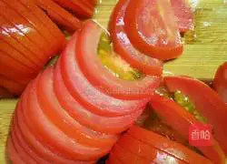 Illustration of how to mix tomatoes with sugar 3