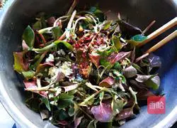 Illustration of how to make cold Houttuynia cordata (leaves) 5