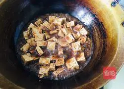 Illustration of making sauce-flavored tofu 6