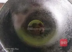 Illustration of how to make baby cabbage puree 4