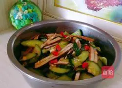 Illustration of how to make cold cucumber and dried beans 6