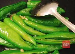 Illustration of how to make tiger skin green pepper 3