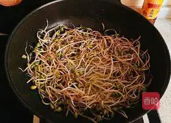 How to cook vegetarian bean sprouts Illustration 4