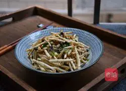 Illustration of how to make cold Houttuynia cordata 4