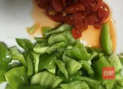 Burn Illustration of how to make pepper-preserved eggs 2