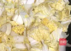 Sichuan Cuisine - Sweet and Sour Cabbage Recipe Illustration 4