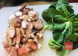 Illustration of how to make oyster sauce, mushrooms and rapeseed 2