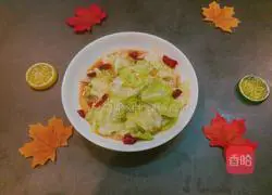 Illustration of how to make hand-shredded cabbage 4
