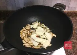 Illustration of how to make braised yam with mushrooms 5