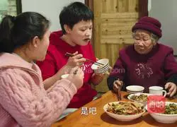 Illustration of how to make molded bean dregs from the leftover soybean milk and stir-fry it with pork belly.It's so fragrant 11