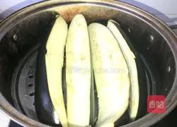 Illustration of how to make fried eggplant larvae 6