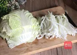 Illustration of how to make vegetable rolls 1