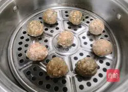 Illustration of how to make brown sugar sophora flower dumplings 6