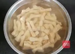 Illustration of how to make cold bean knots 1