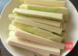 Illustration of how to make eggplant with oyster sauce 1