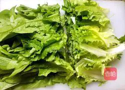Illustration of how to make stir-fried lettuce 3