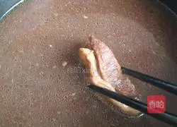 Illustration of how to make braised tofu in broth 5