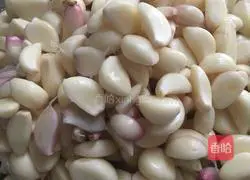 Illustration of how to make sweet and sour garlic 3