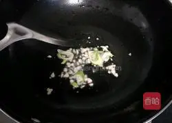 Illustration of how to make garlic broccoli 5
