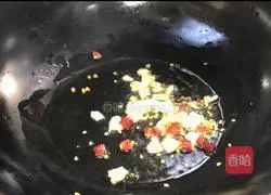 Illustration of how to make spicy red cabbage lettuce 4