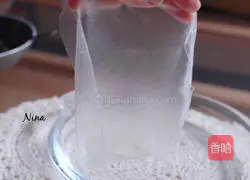 Vietnamese Spring Roll Recipe Illustration 3