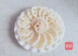 Illustration of how to make steamed lotus root slices 3
