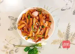 Illustration of how to make fried onions and dried beans 11