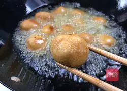 Illustration of how to make bean dregs meatballs 5