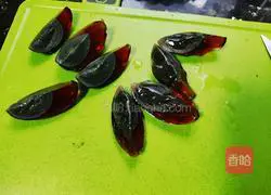 Illustration of how to make preserved eggs with tofu 3