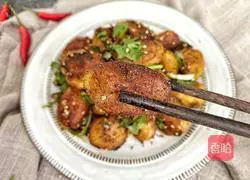 Crispy on the outside and soft on the inside.Instantly kill roadside stalls ❣️Illustration 9 of how to make caramelized baby potatoes