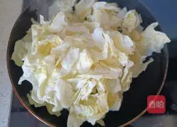 Illustration of how to make stir-fried cabbage 6