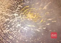 Illustration of how to make stir-fried loofah 6