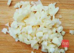 Illustration of how to make lettuce leaves with oyster sauce 2