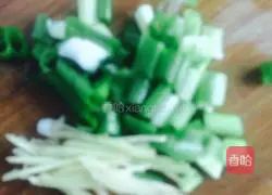 Illustration of how to make stir-fried watermelon rind 3