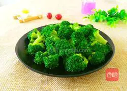 Illustration of how to make garlic broccoli 8