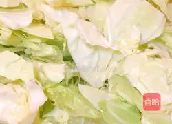 Illustration of how to cook cabbage with sauce 1