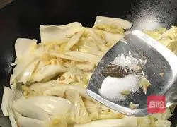 Stir-fried cabbage Illustration of how to make oyster mushrooms 11