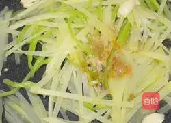 Illustration of how to make spicy and sour potato shreds 8