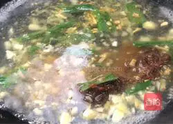 Illustration of making sauce-flavored sweet potato powder meat 12