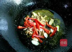 Illustration of how to make stir-fried asparagus and shredded pork 6