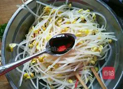 Illustration of how to make cold bean sprouts 7