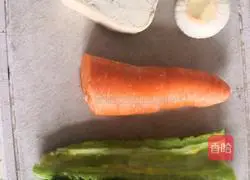 Illustration of how to make bitter melon, tofu and carrots 1