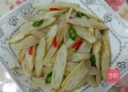 Illustration of how to make spicy and sour lotus root tips 7