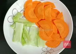 Illustration of how to make fried mushrooms with broccoli 3