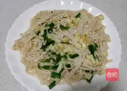 Illustration of how to make cold enoki mushrooms 8