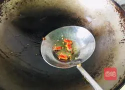 Illustration of how to make fried cucumber 5