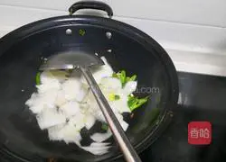 Illustration of how to make spicy and sour cabbage 3