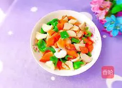 Illustration of how to stir-fry king oyster mushrooms with carrots and green peppers 14